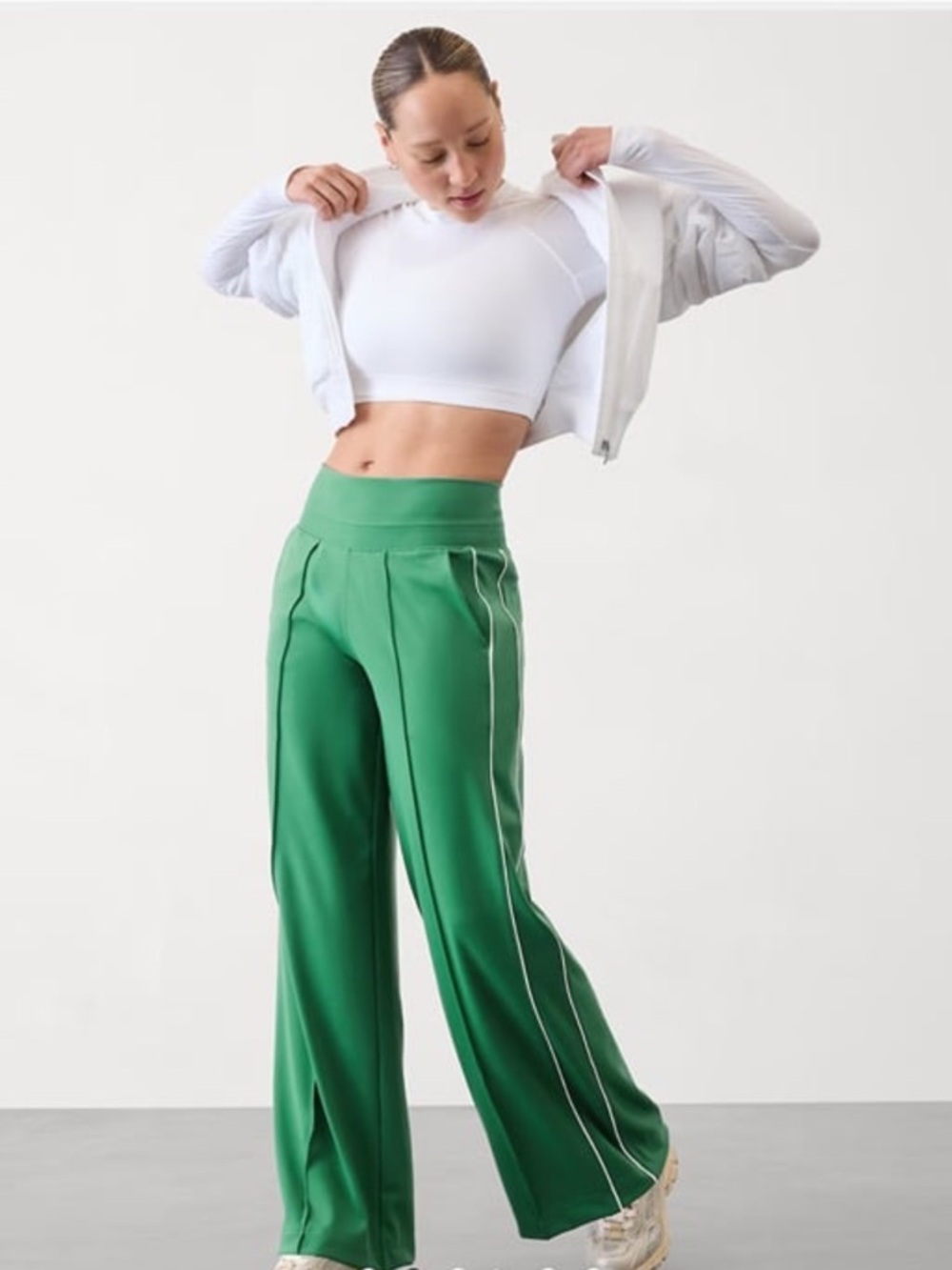 Athleta Emerald Green Venice Wide-Leg Track Pants with White Piping XS tall